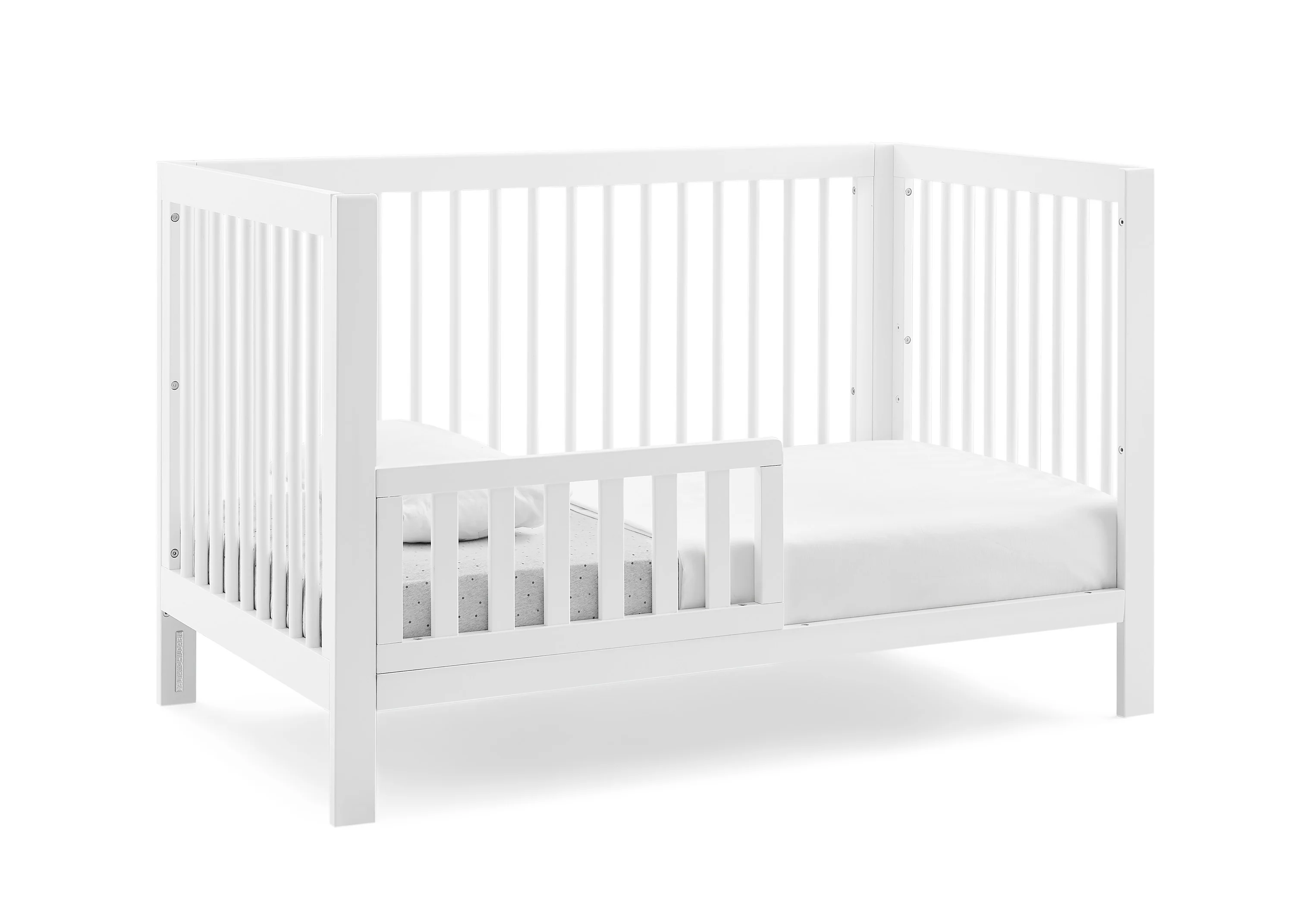 babyGap Charlie 6-in-1 Convertible Crib - Image 4