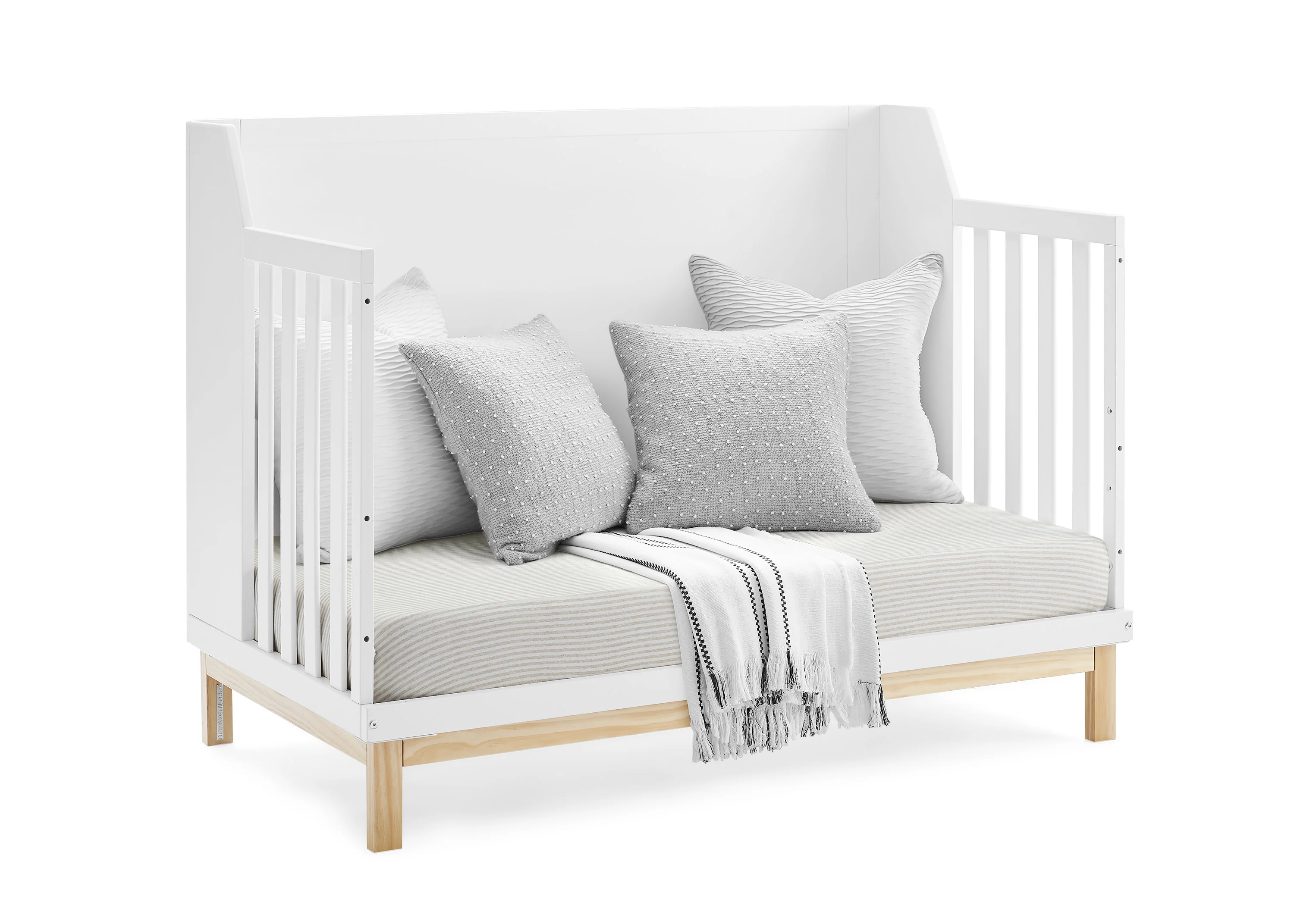 babyGap Oxford 6-in-1 Convertible Crib - Image 7