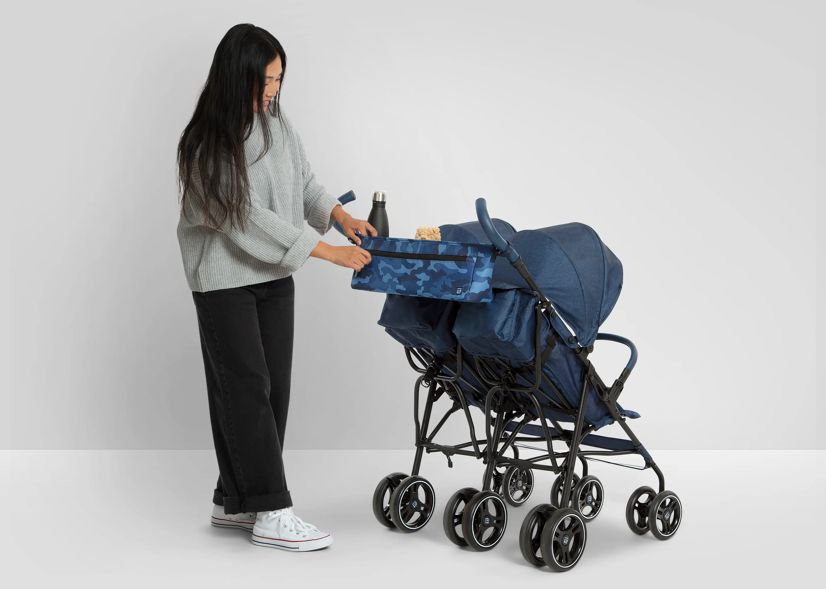 babyGap Classic Parent Organizer for Double Stroller - Image 9