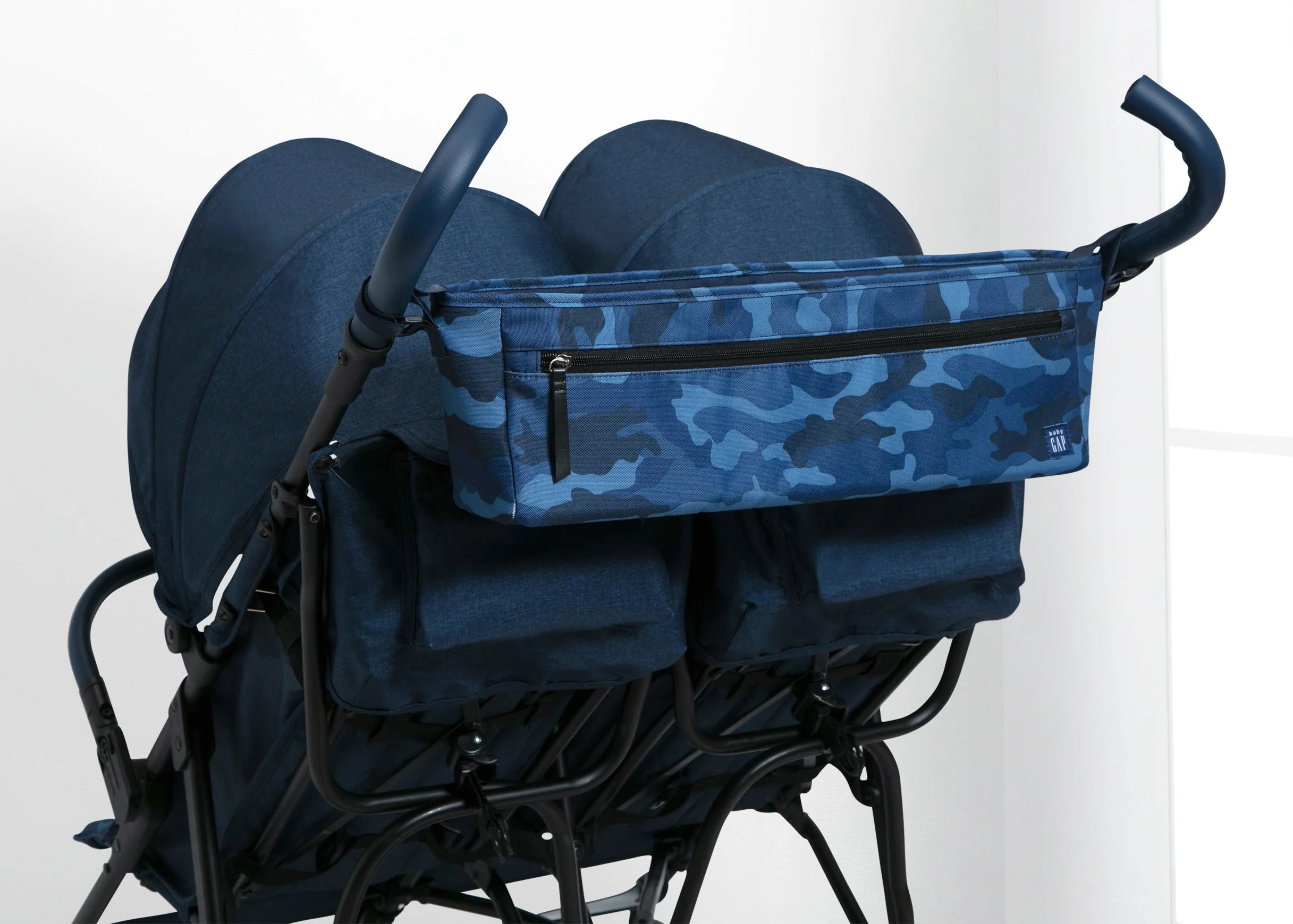 babyGap Classic Parent Organizer for Double Stroller - Image 10