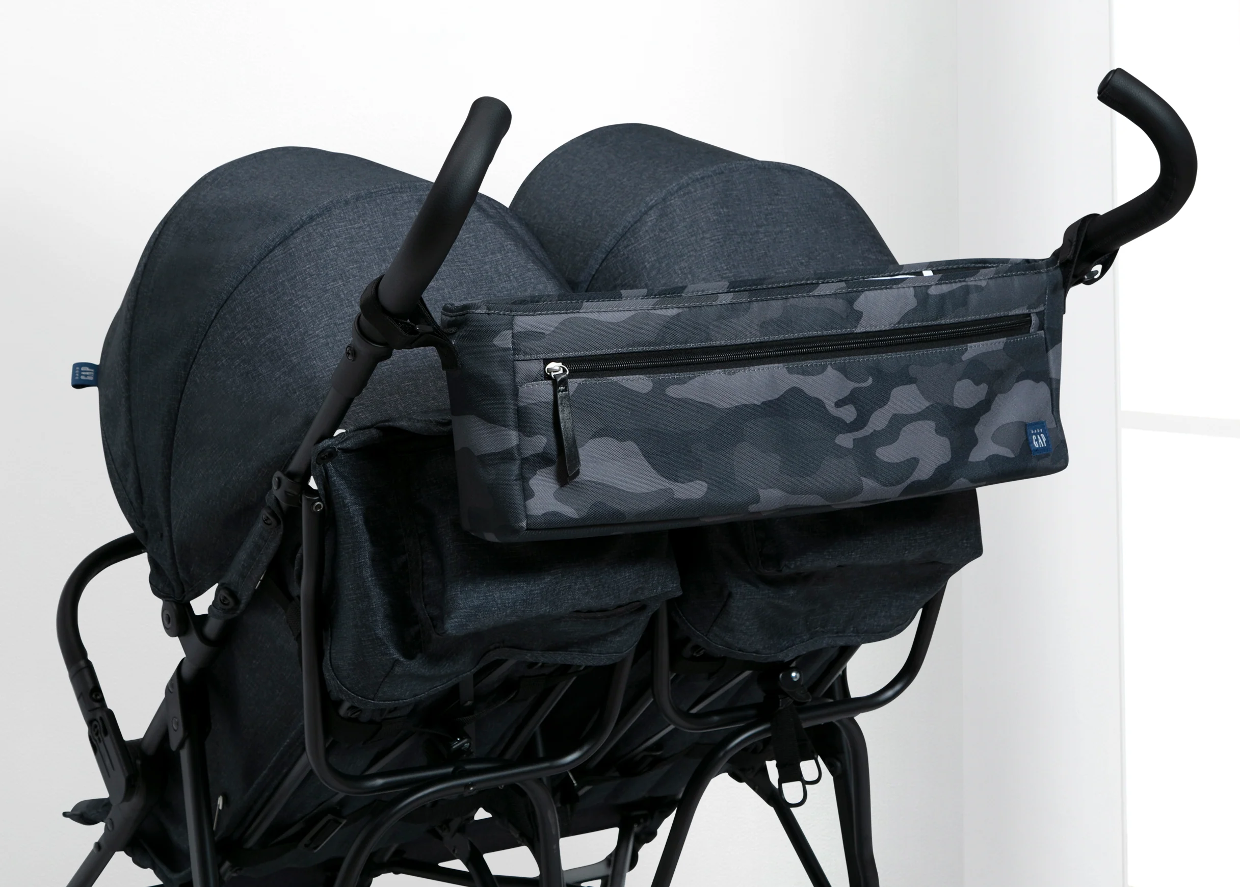 babyGap Classic Parent Organizer for Double Stroller - Image 18