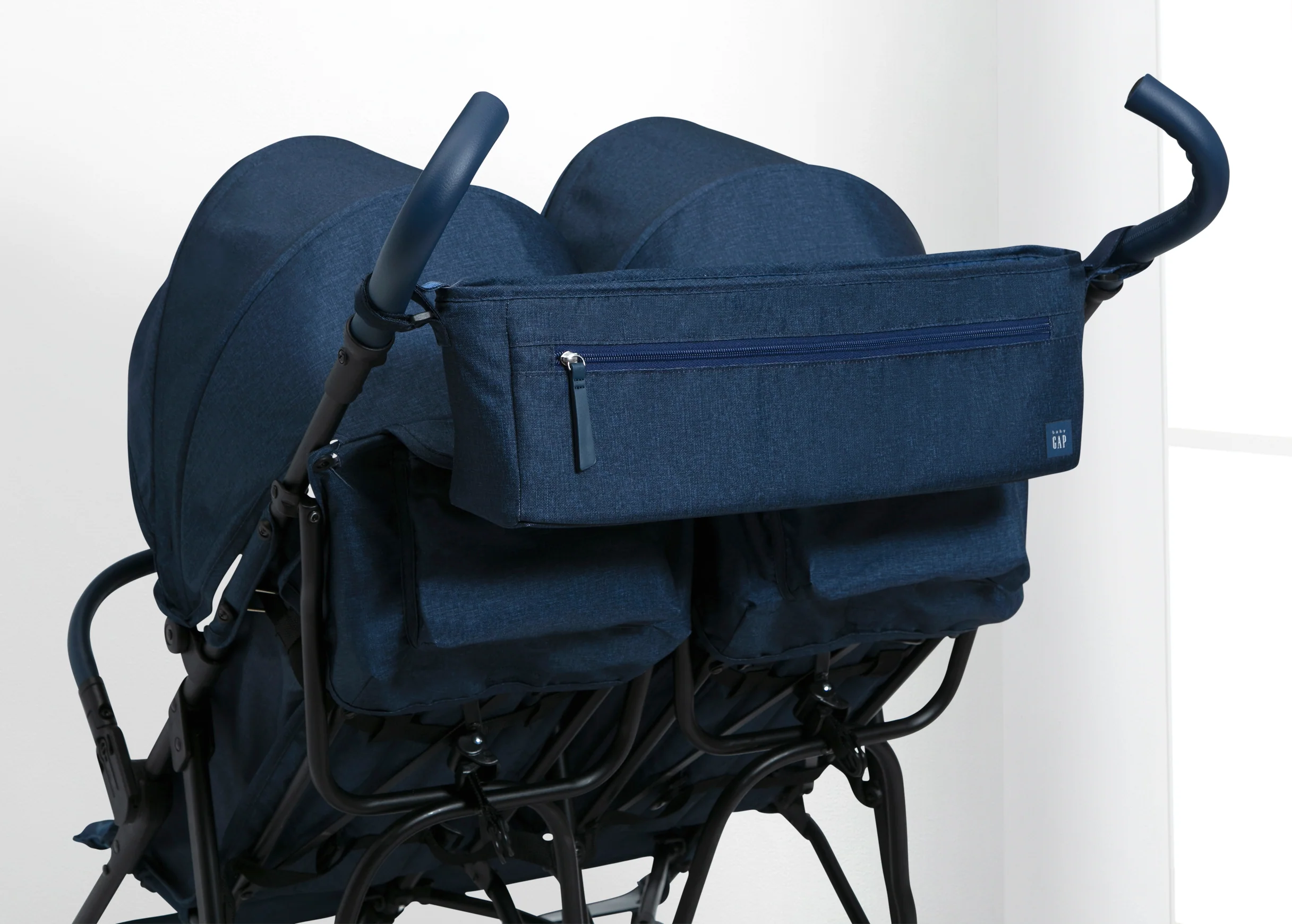 babyGap Classic Parent Organizer for Double Stroller - Image 43