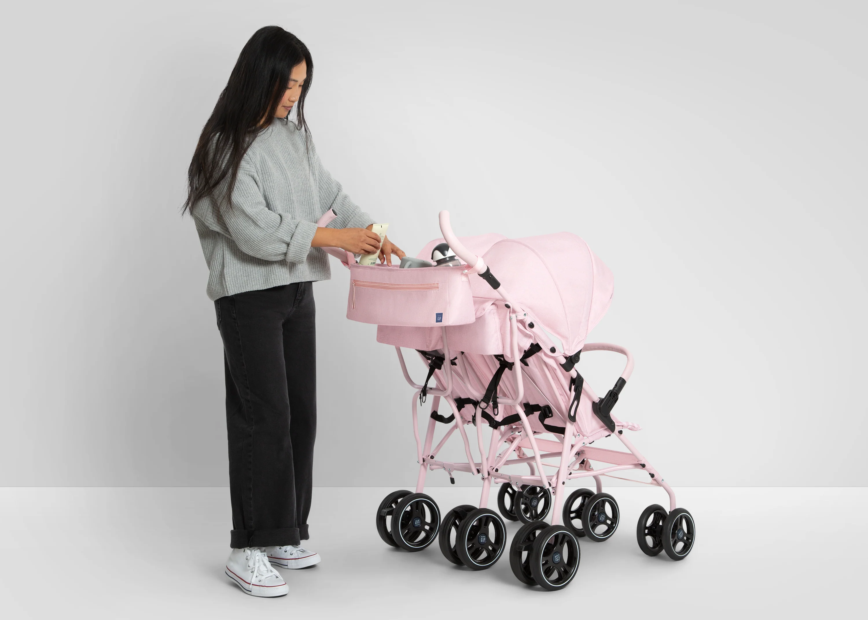 babyGap Classic Parent Organizer for Double Stroller - Image 50
