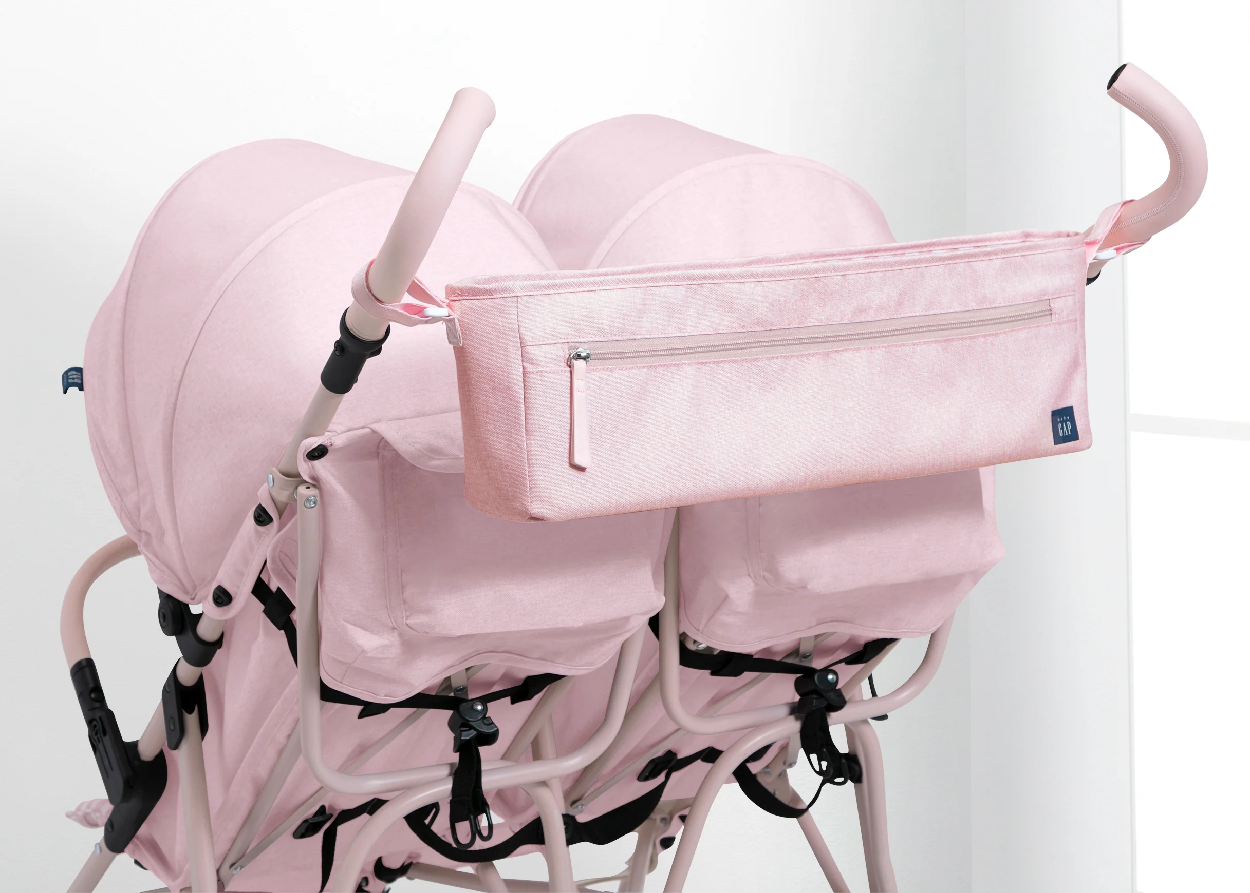 babyGap Classic Parent Organizer for Double Stroller - Image 51