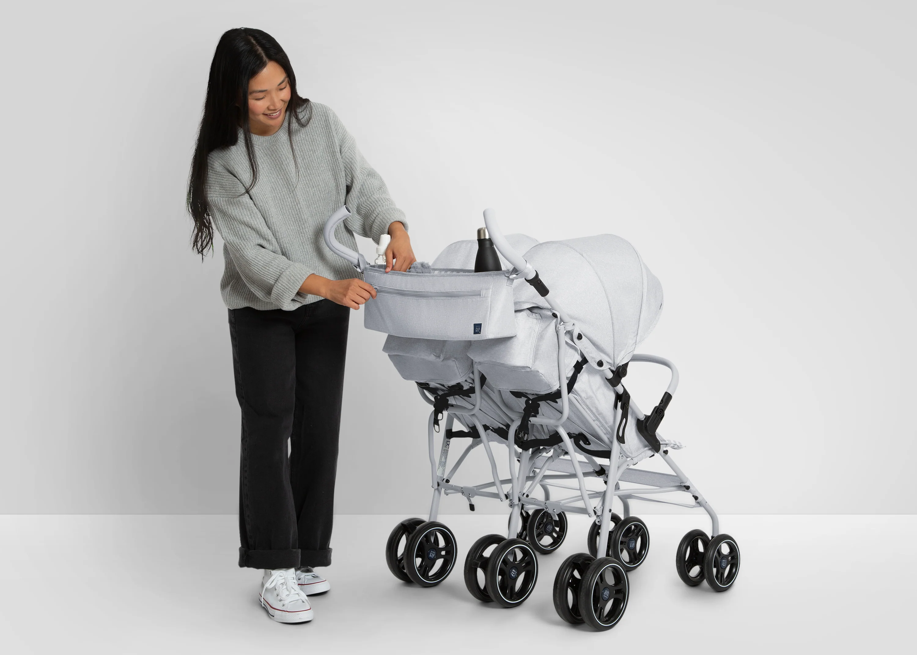 babyGap Classic Parent Organizer for Double Stroller - Image 58