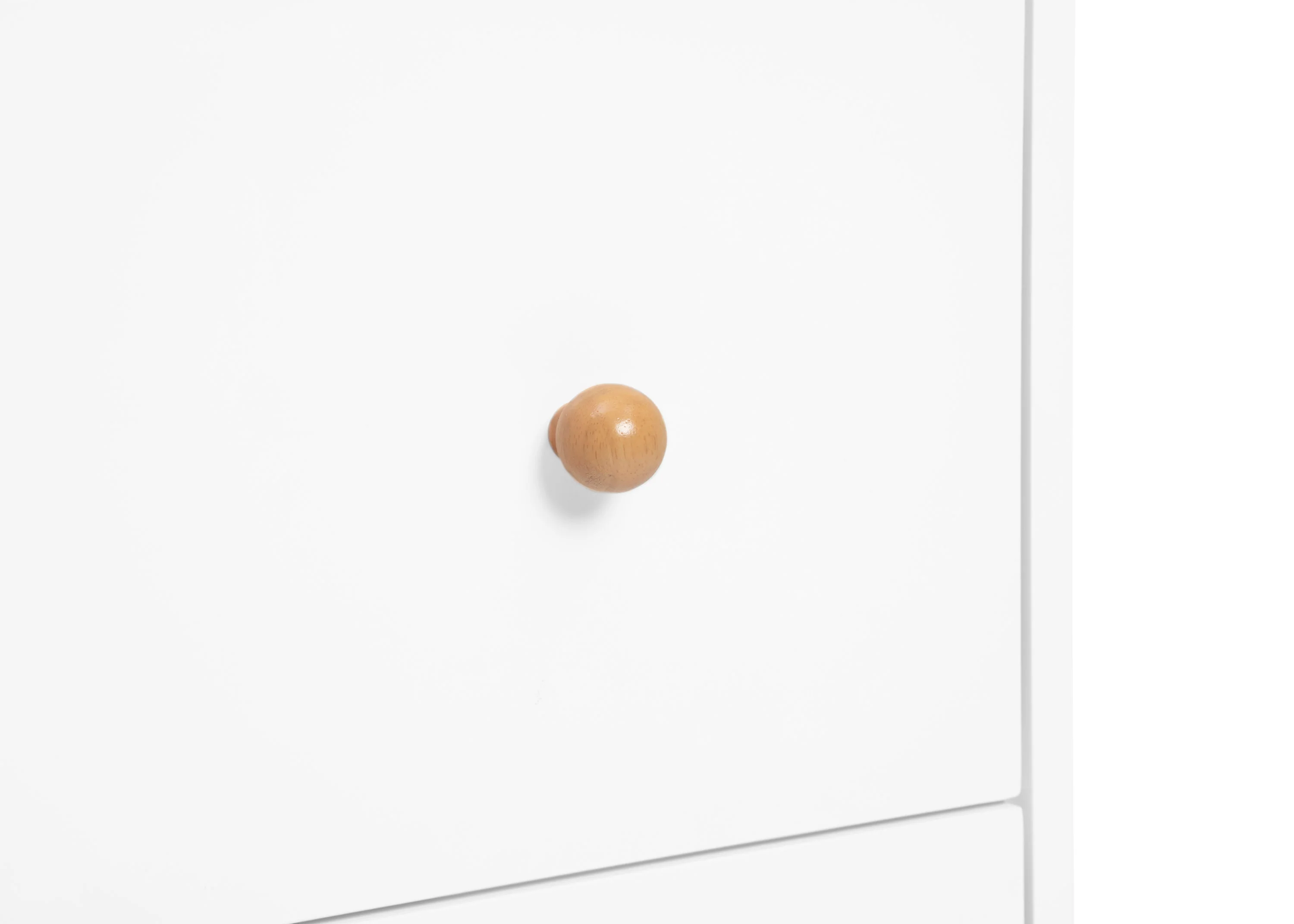 Essex 3 Drawer Dresser with Interlocking Drawers - Image 12
