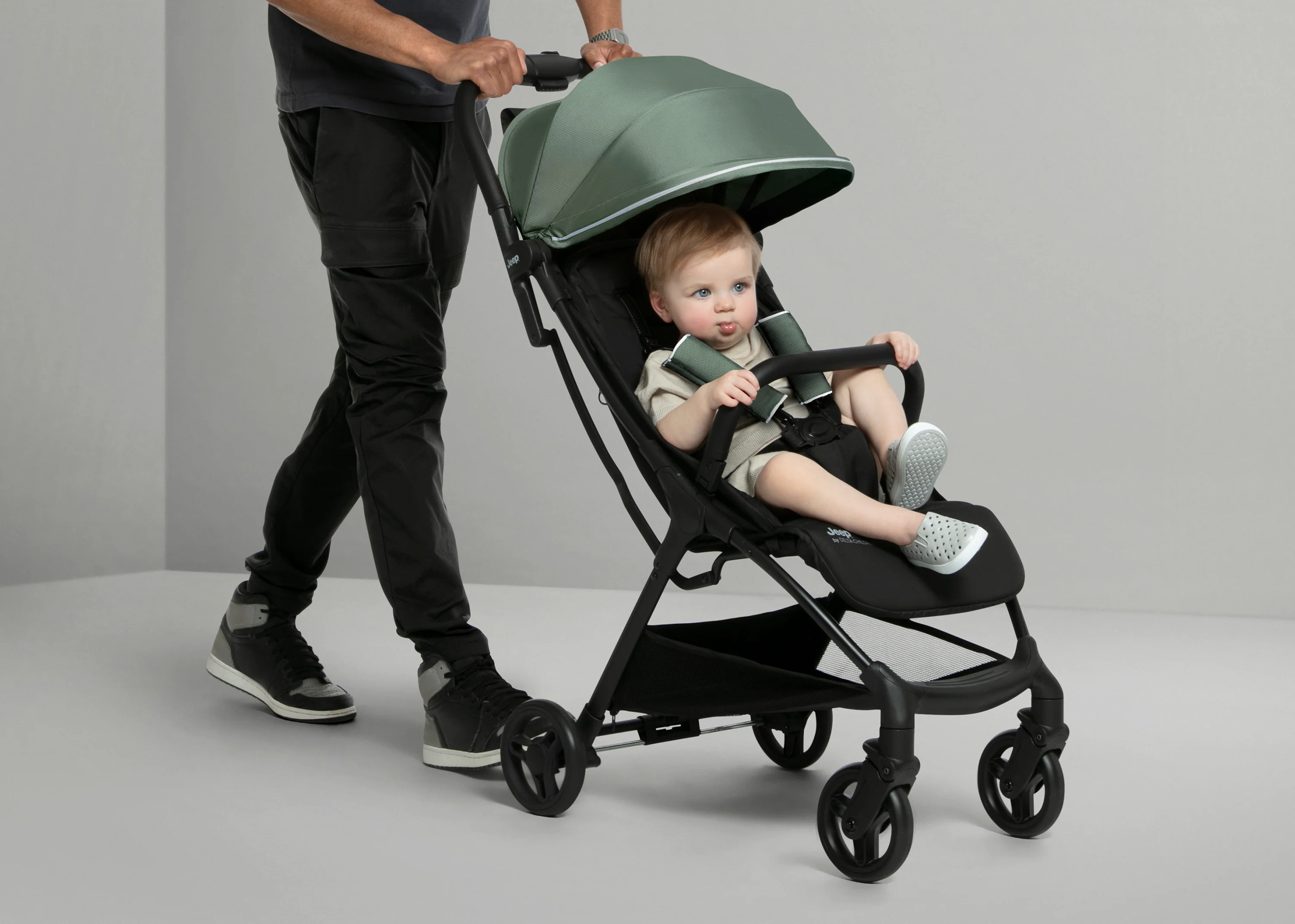 Jeep Altitude Compact Everyday & Travel Stroller - Image 14