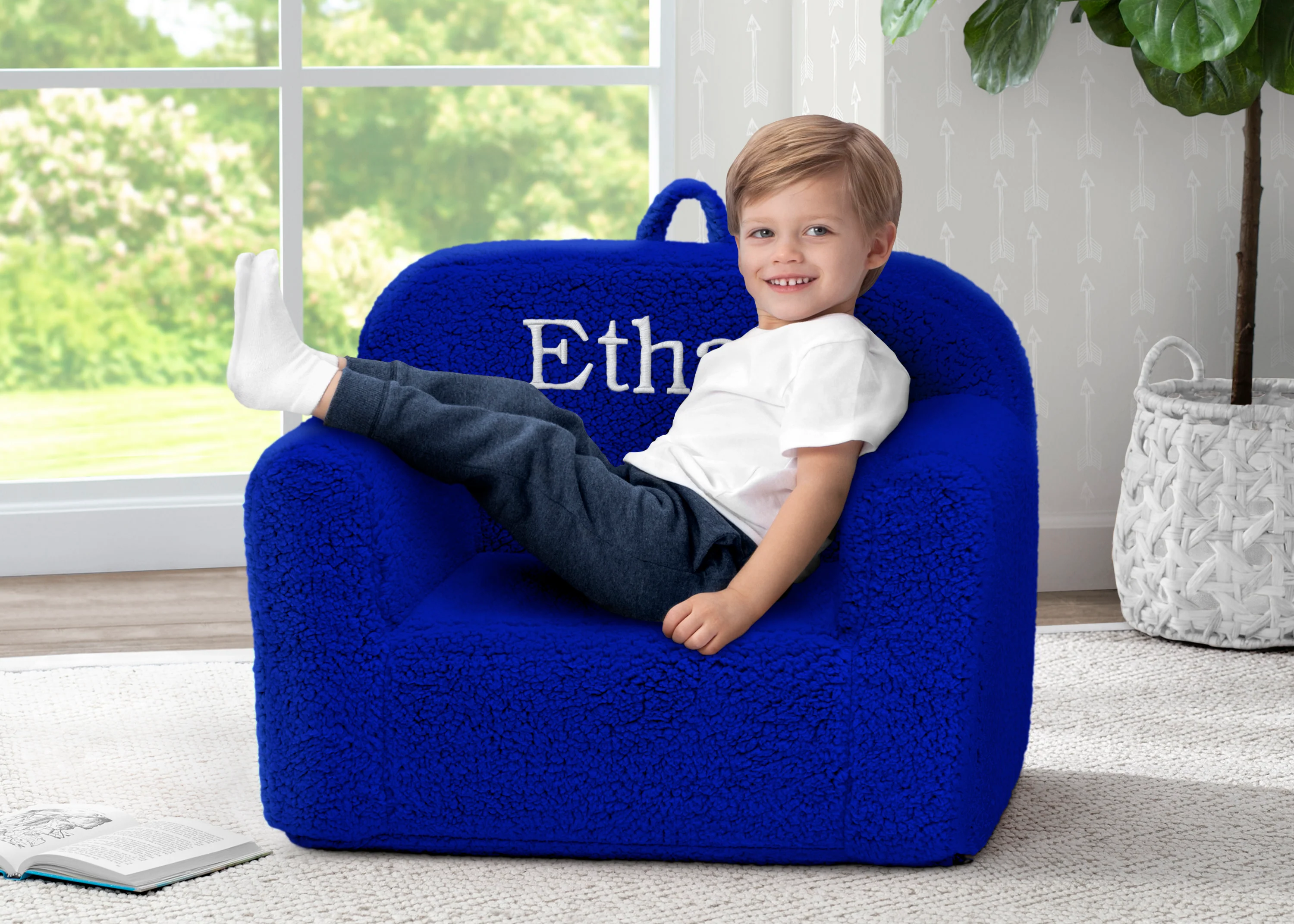 Personalized Cozee Sherpa Chair for Kids - Image 30