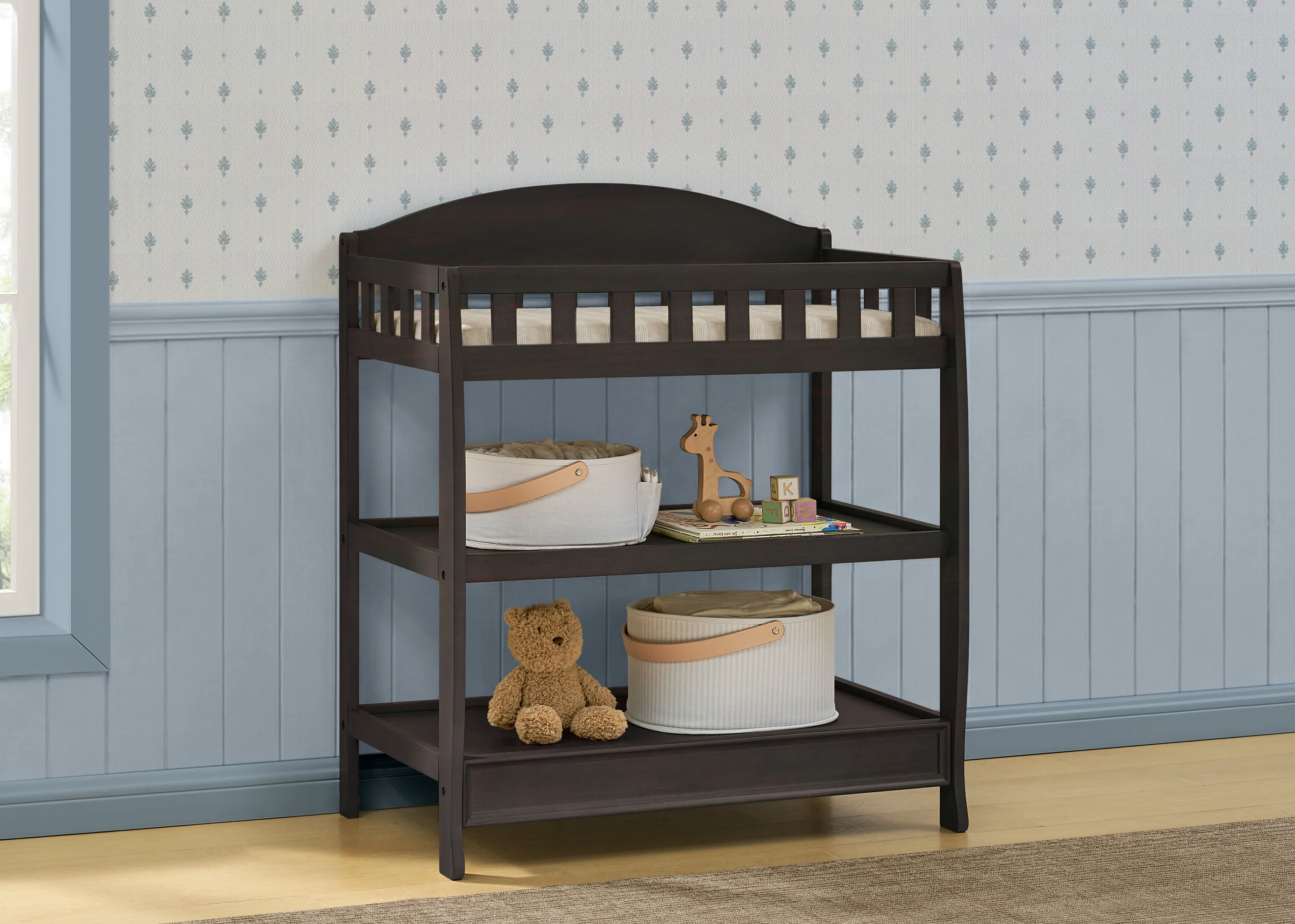 Wilmington Changing Table - Image 21